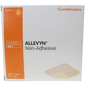 MEDICAZIONE IDROCELLULARE STERILE ALTAMENTE ASSORBENTE NON ADESIVA IN SCHIUMA DI POLIURETANO 10X10CM 3 PEZZI - Luckyfarma.it