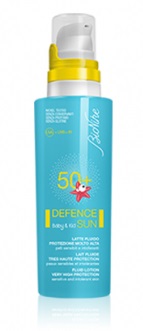 DEFENCE SUN 50+ BABY&KID LATTE FLUIDO PROTEZIONE MOLTO ALTA 125 ML - Luckyfarma.it