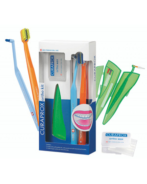 CURAPROX ORTHO KIT 1 SET COMPOSTO DA CS 5460 ORTHO+CS 1009 SINGLE+CPS ORTHO POCKET SET+ORTHO WAX - Luckyfarma.it