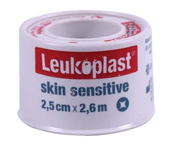LEUKOPLAST SKIN SENSITIVE CEROTTO SU ROCCHETTO CON MASSA ADESIVA IN SILICONE M2,6 X 2,5CM 12 PEZZI - Luckyfarma.it