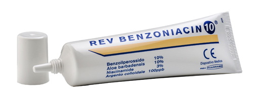 REV BENZONIACIN 10 CREMA 30 ML - Luckyfarma.it