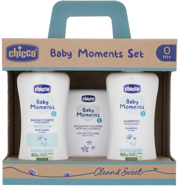 CHICCO BABY MOMENTS SET BAGNOSCHIUMA PELLI DELICATE 200 ML + SHAMPOO PELLI DELICATE 200 ML + ACQUA DI COLONIA BABY SMELL PELLI DELICATE 100 ML - Luckyfarma.it